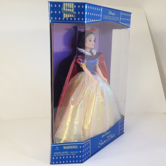Vintage Disney's Classic Doll Collection Snow White #88002 Factory Sealed 1997 - Picture 4 of 12